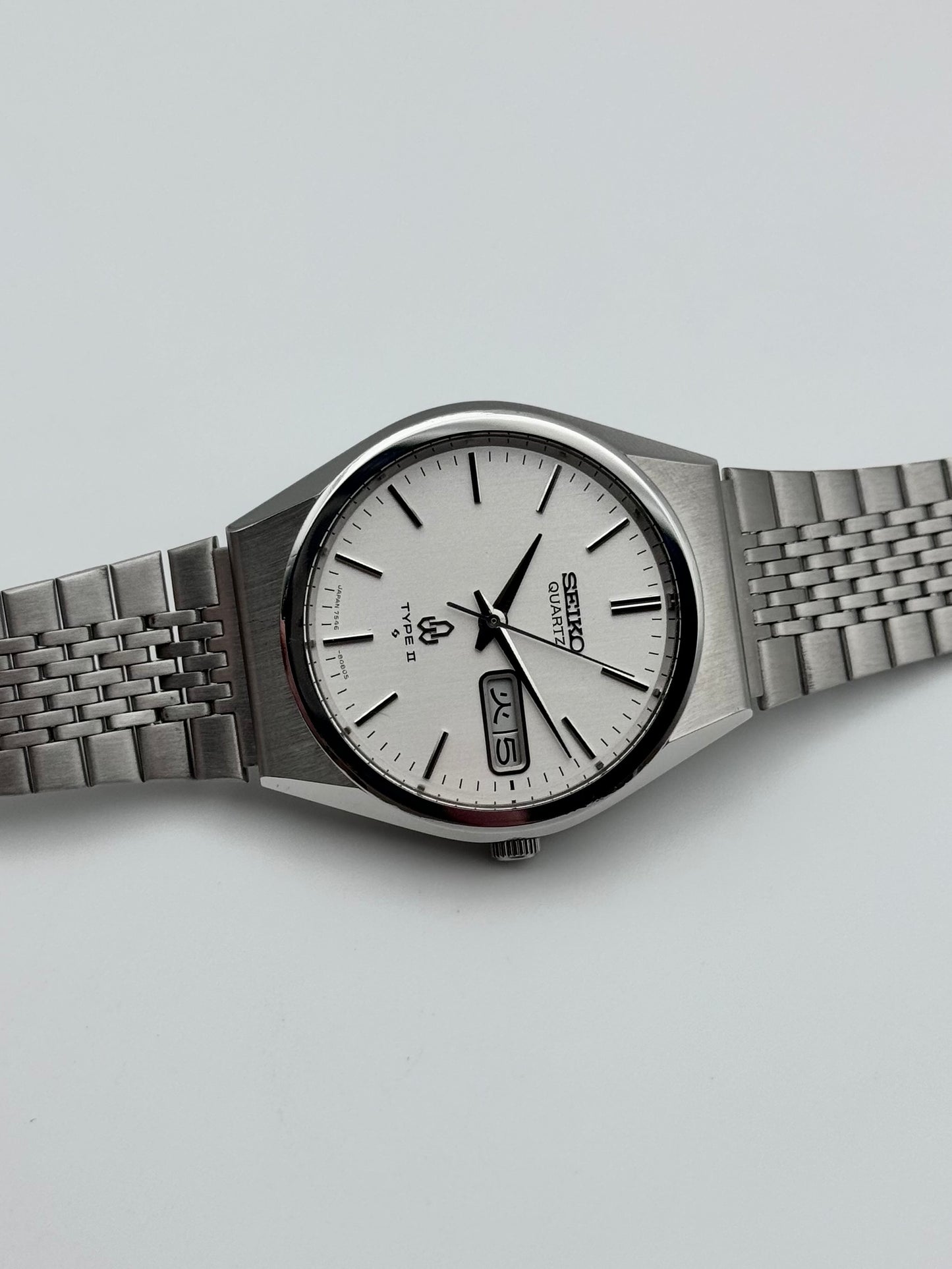 Seiko Type II Quartz Day-Date - 7546-8070