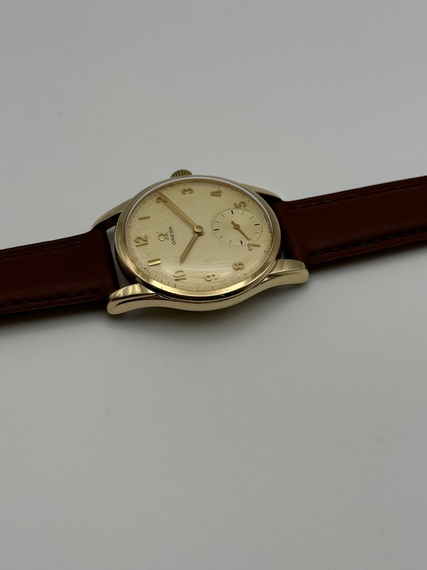 Omega Sub Seconds Manual Wind 9ct Solid Gold 121.5400