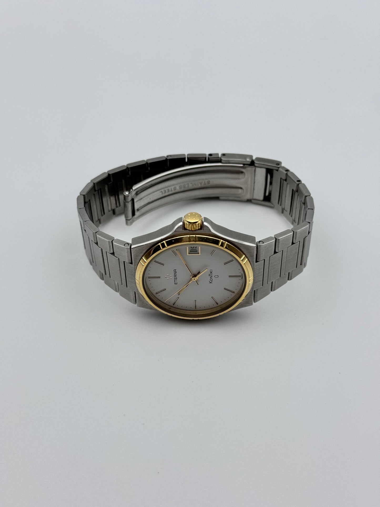 Eterna Kontiki Q Quartz Date