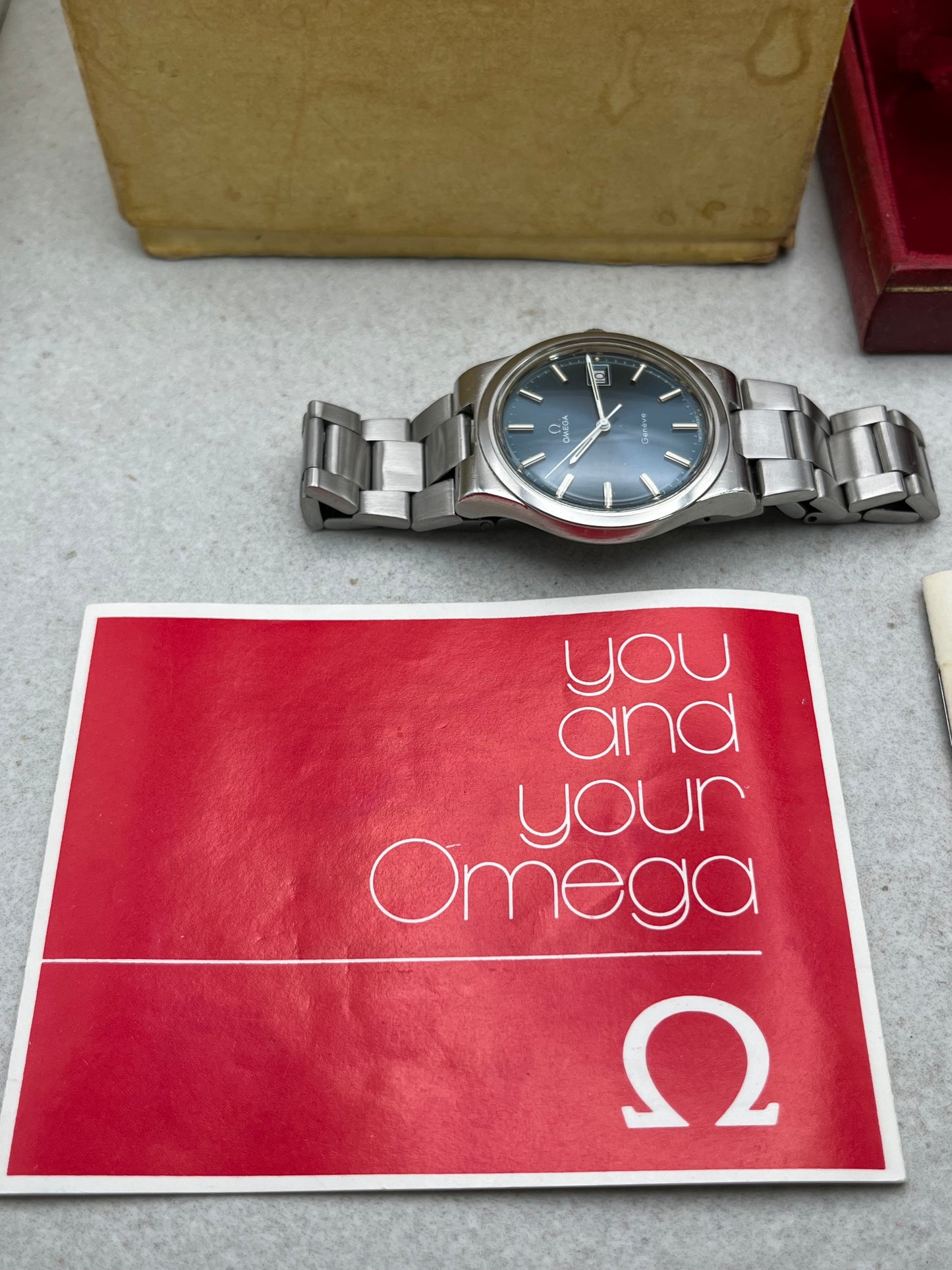 Omega Geneve Date Manual 136.0103 Full Set box and papers