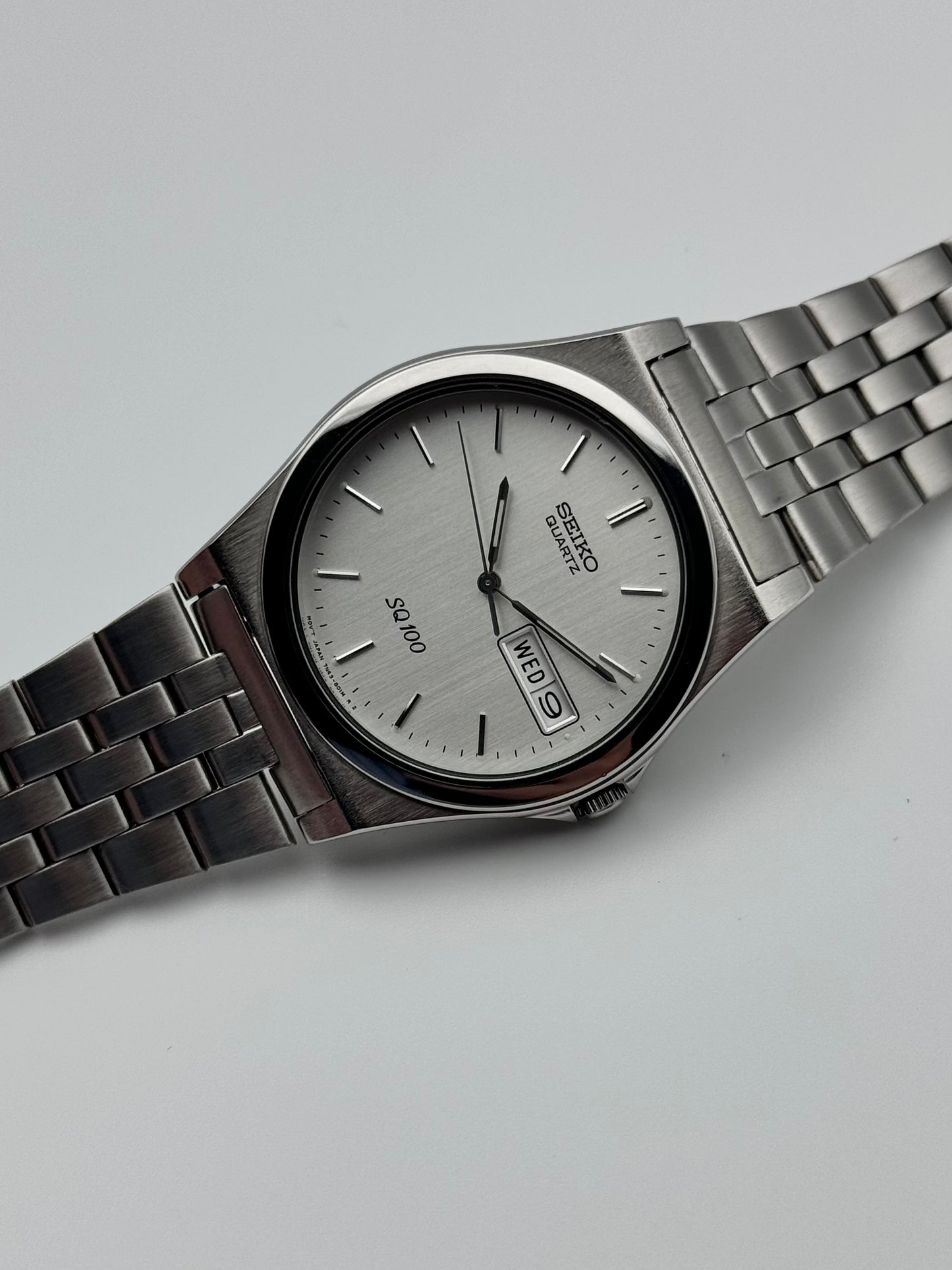 Seiko SQ100 Quartz 7N43-8001