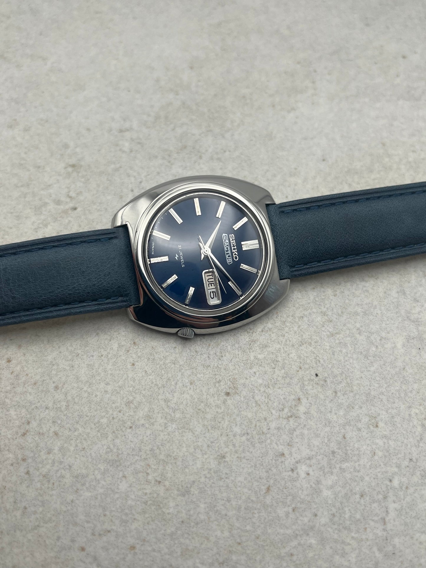 Seiko 5 Actus Automatic Japanese Day-Date Rare 7019-7000