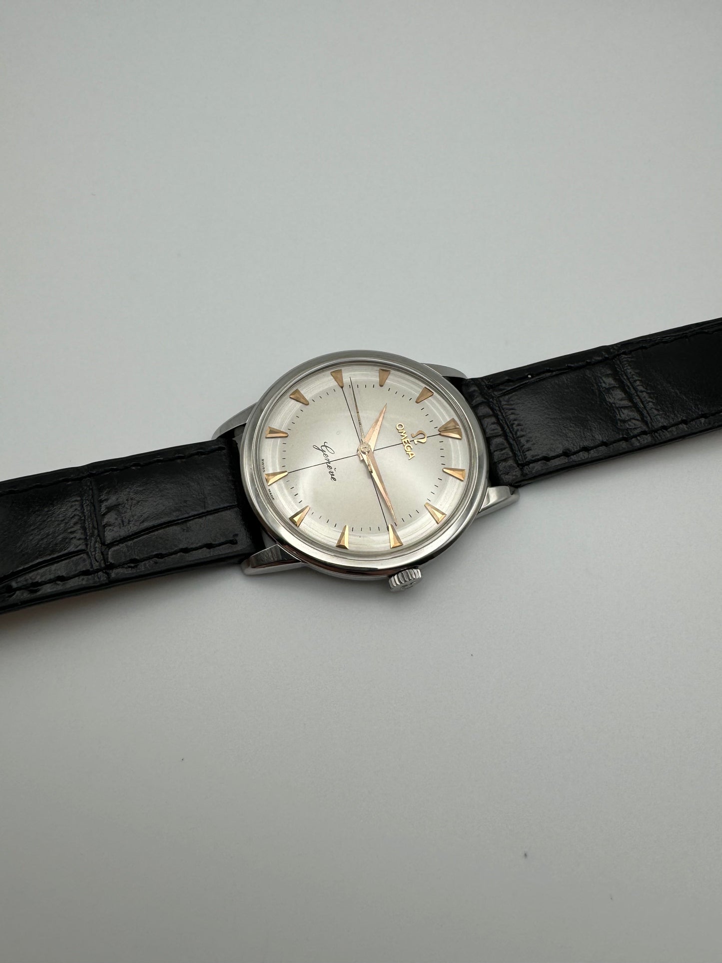 Omega Geneve Manual Wind Cross Hair - Rare