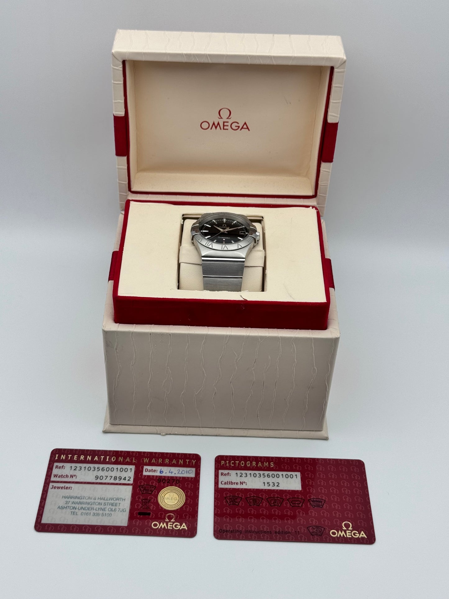 Omega Constellation Quartz Date - Box and Papers