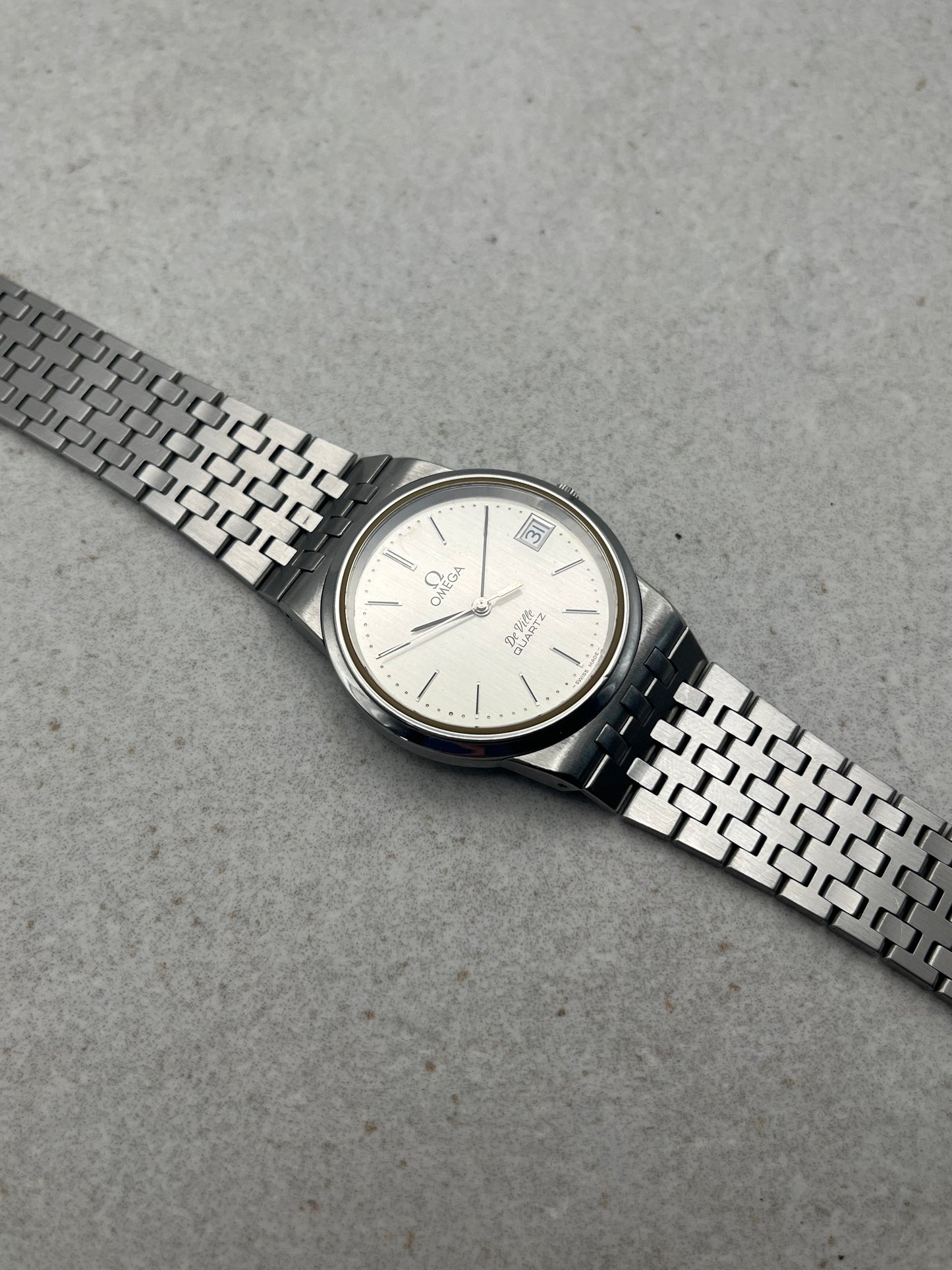 Omega DeVille Quartz Date 195.0159