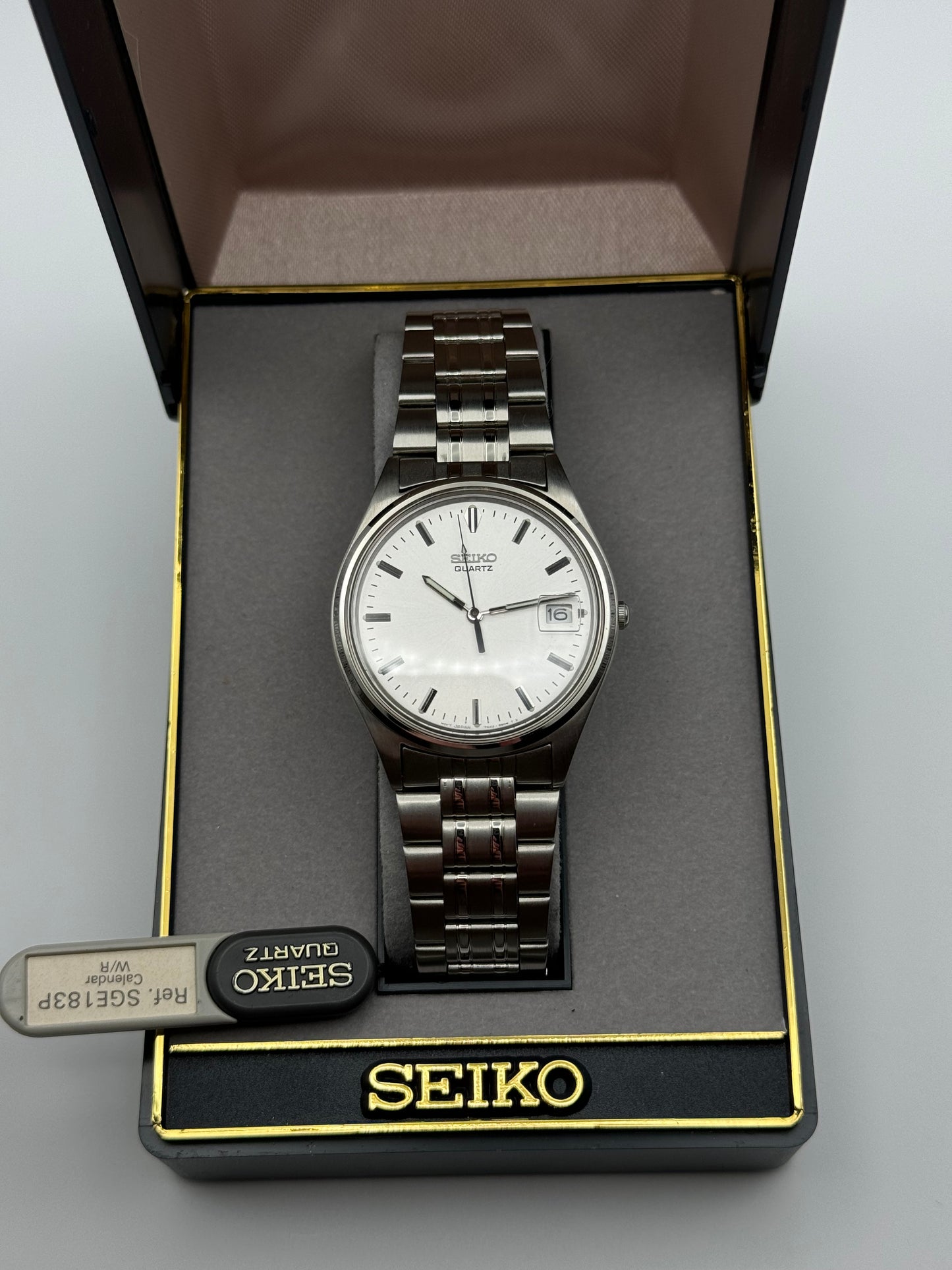 Seiko Quartz Date 7N42-8A30 - New Old Stock - Boxed