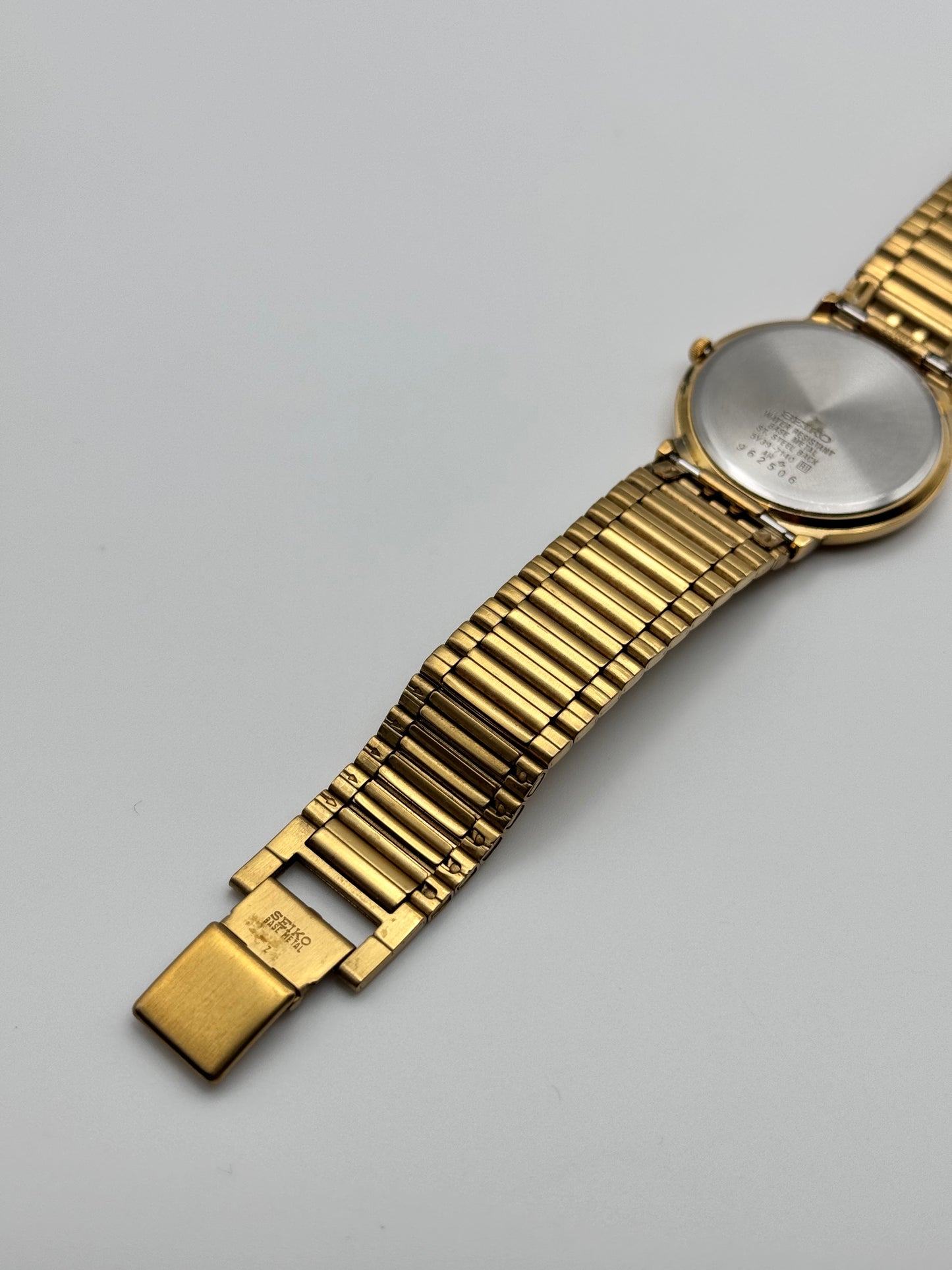 Seiko Quartz Date Dress Watch - 5Y39- 7140