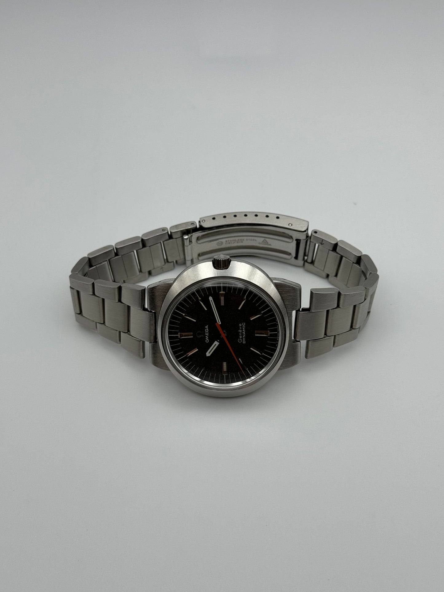 Omega Geneve Dynamic Manual Wind 135.033