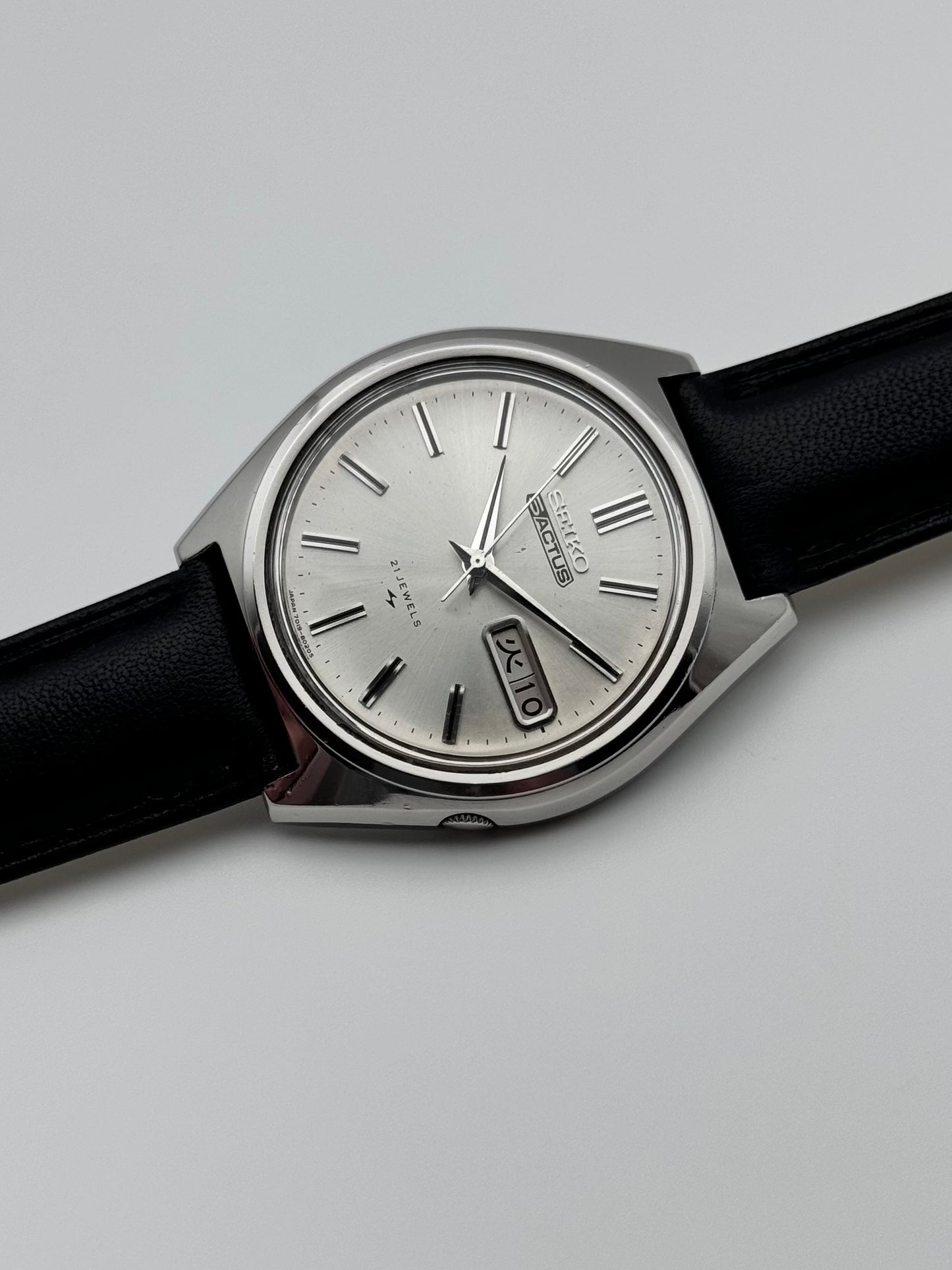 Seiko 5 Actus Japanese Day-Date 7019-8010