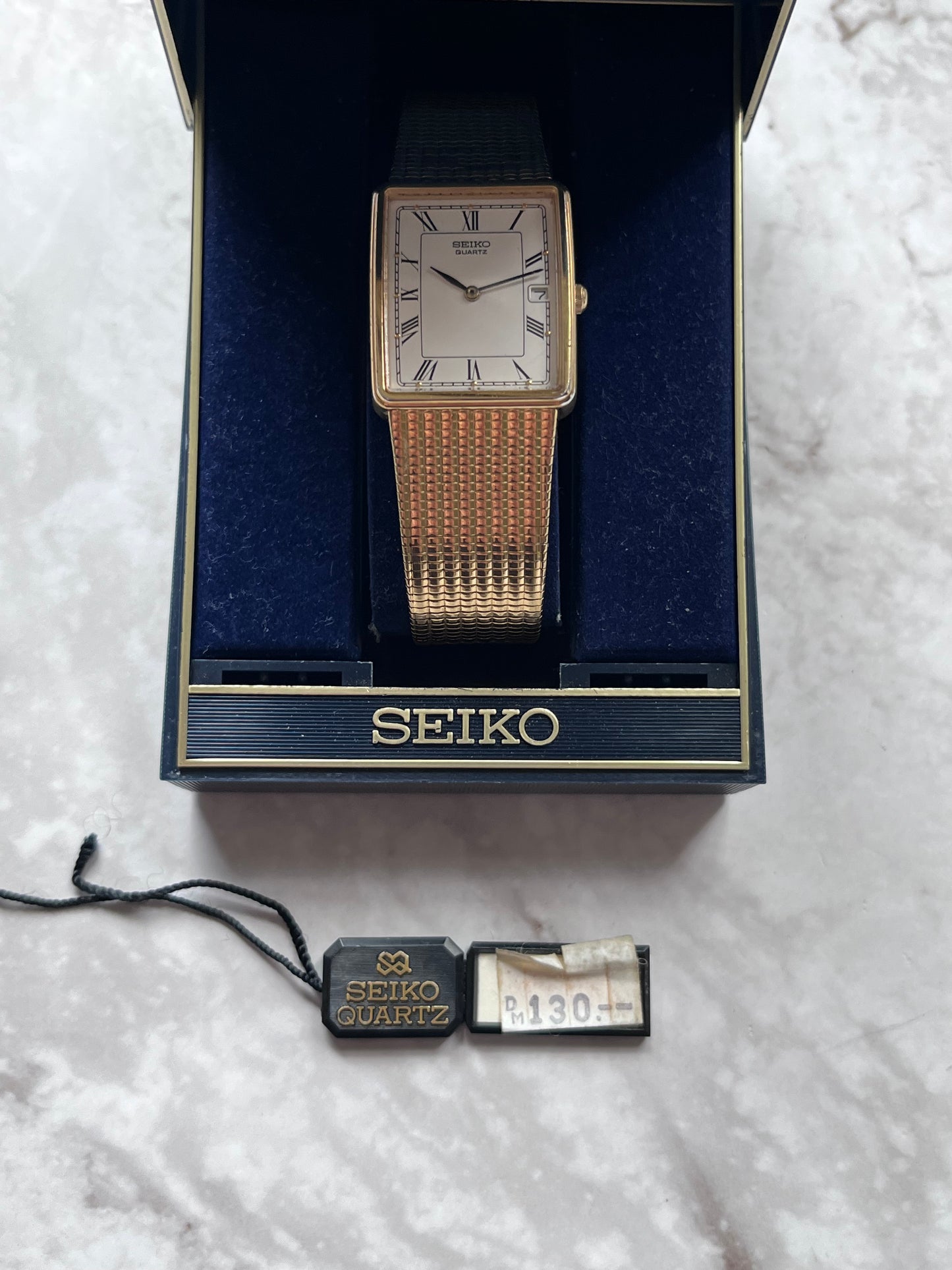 Seiko Tank Quartz 7N22-5001