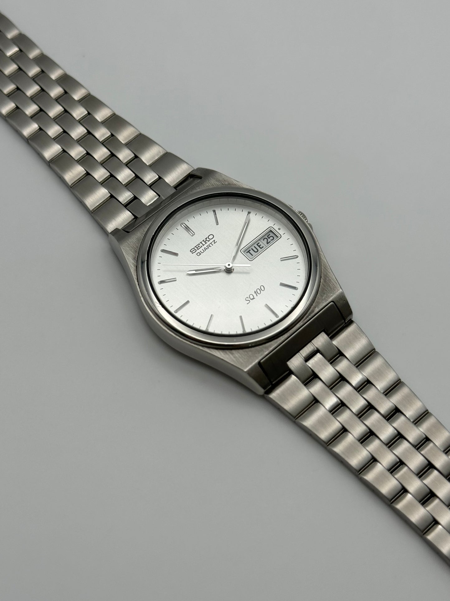 Seiko SQ100 Quartz 7N43-8001