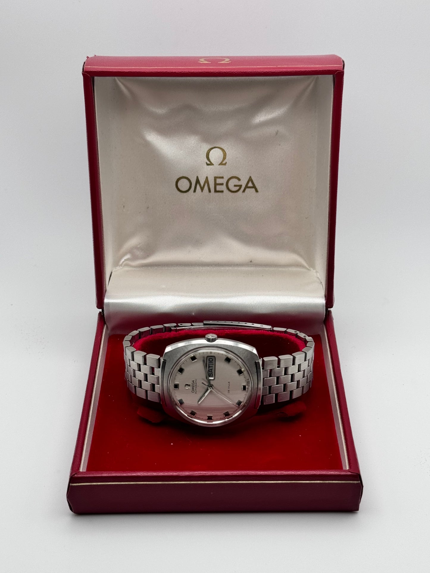 Omega DeVille Automatic Day Date 166.053 - Original Box and Papers