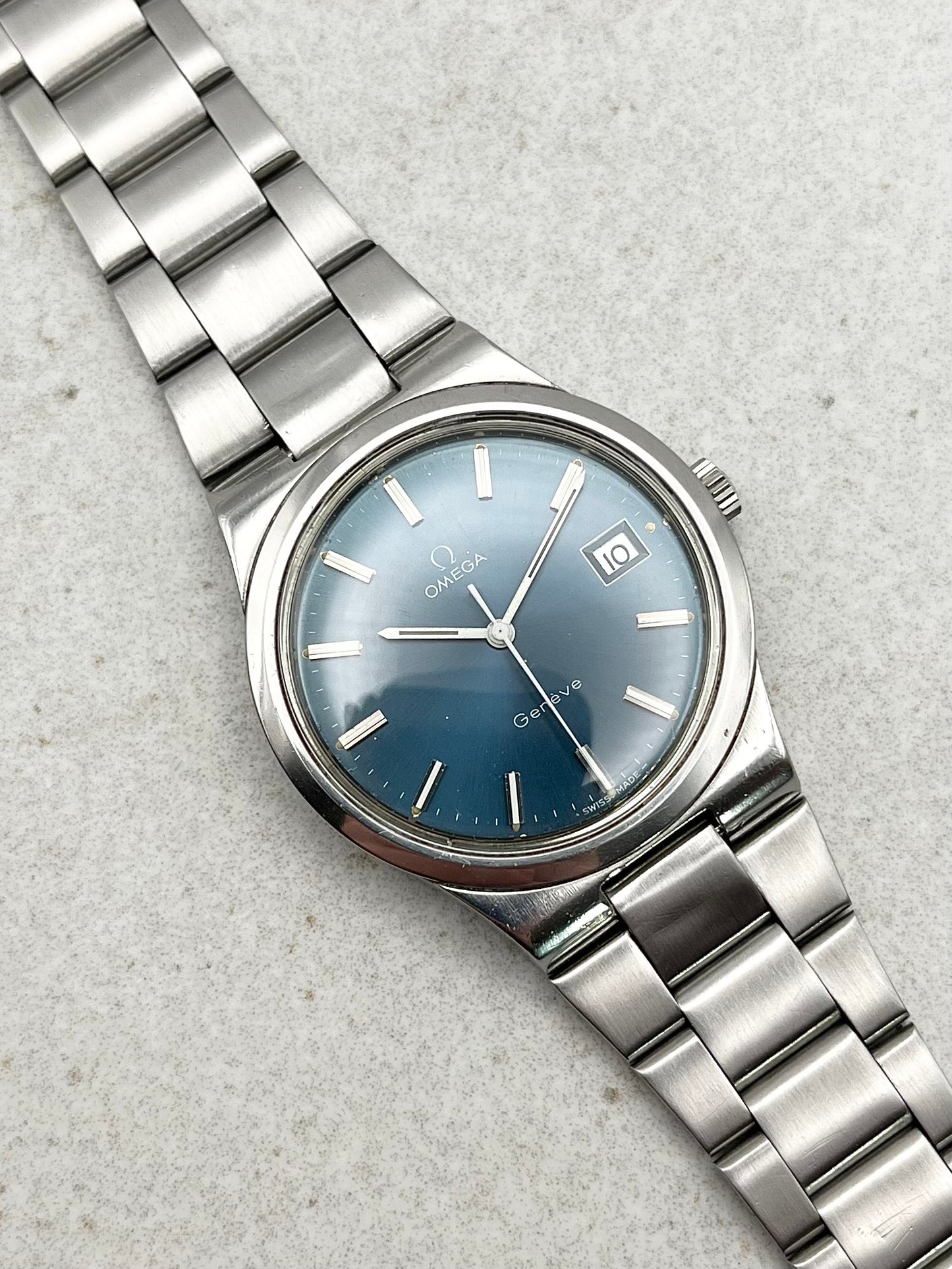 Omega Geneve Date Manual 136.0103 Full Set box and papers