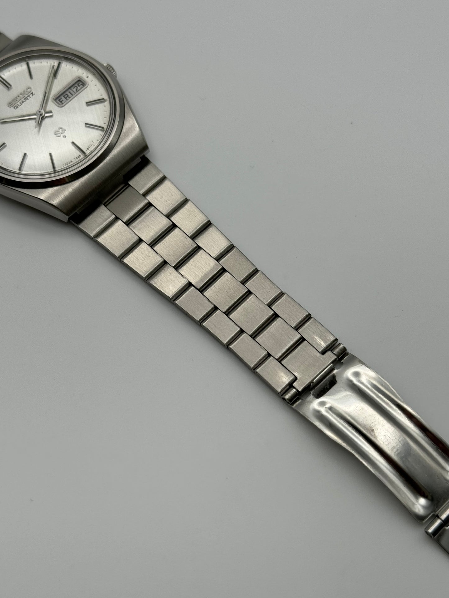 Seiko SQ Quartz Rare Linen Dial 7546-8200