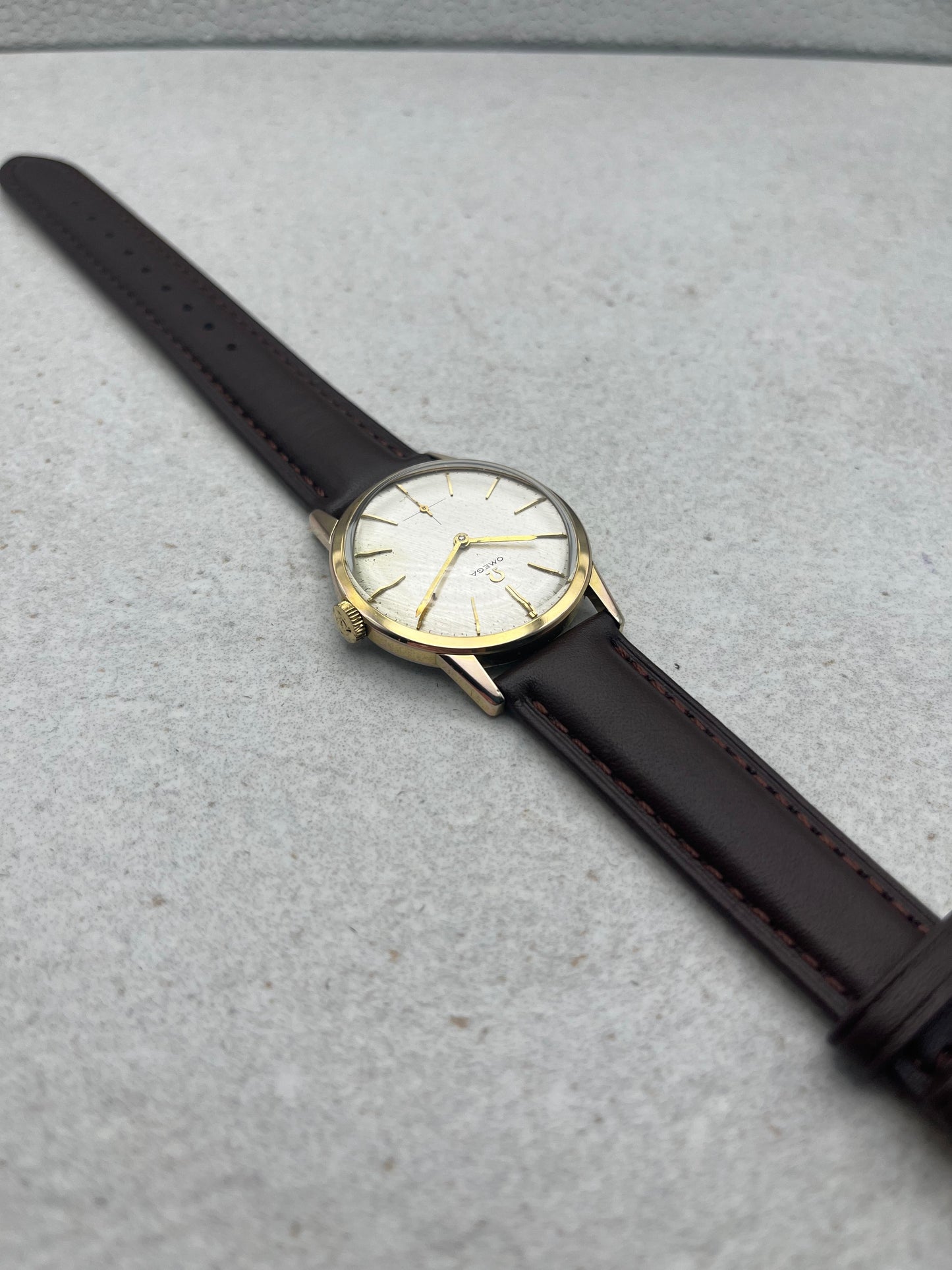 Omega Manual Wind Small Seconds Linen Dial 121.001