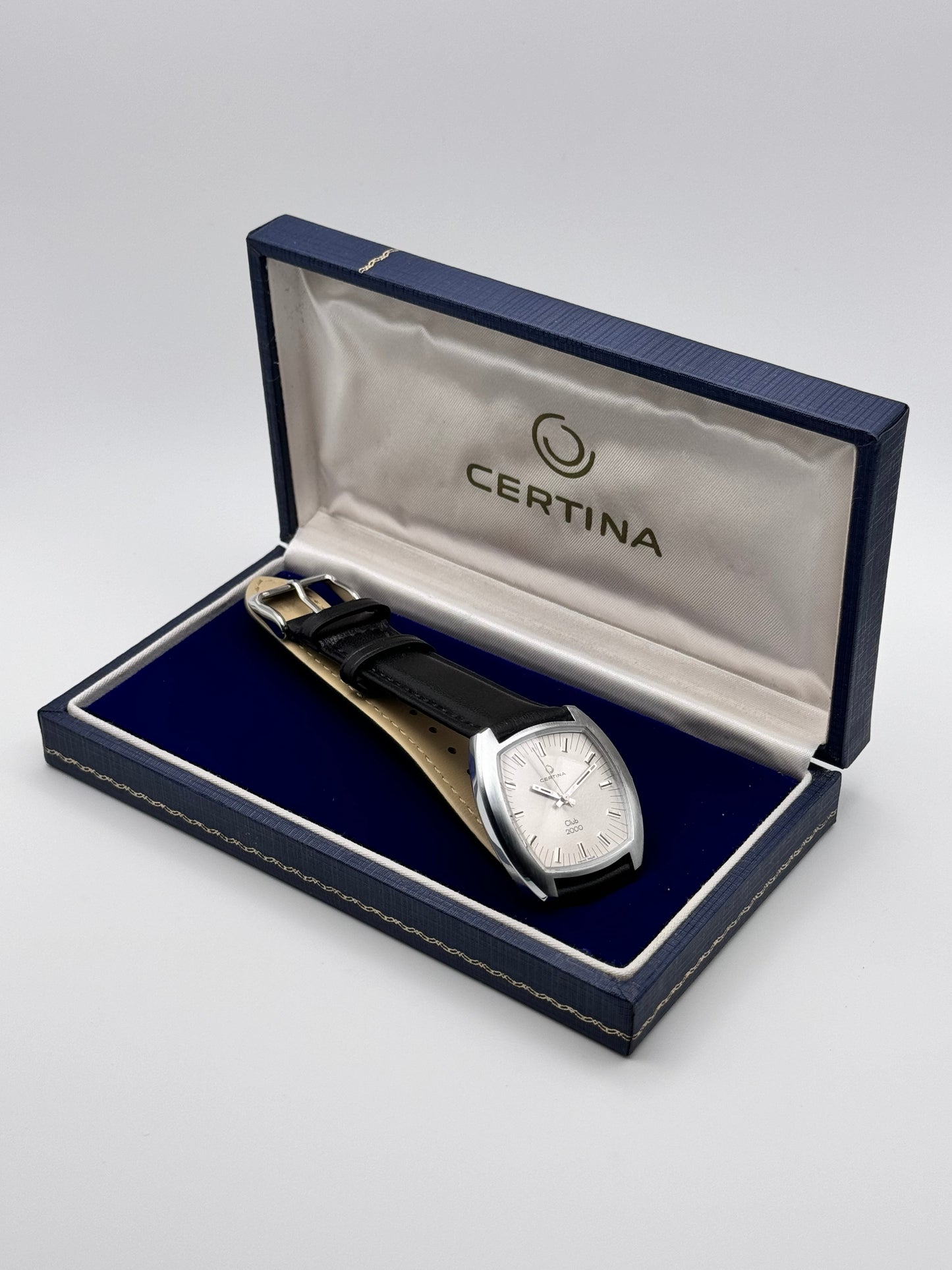 Certina Club 2000 Manual Wind - New Old Stock - Original Box