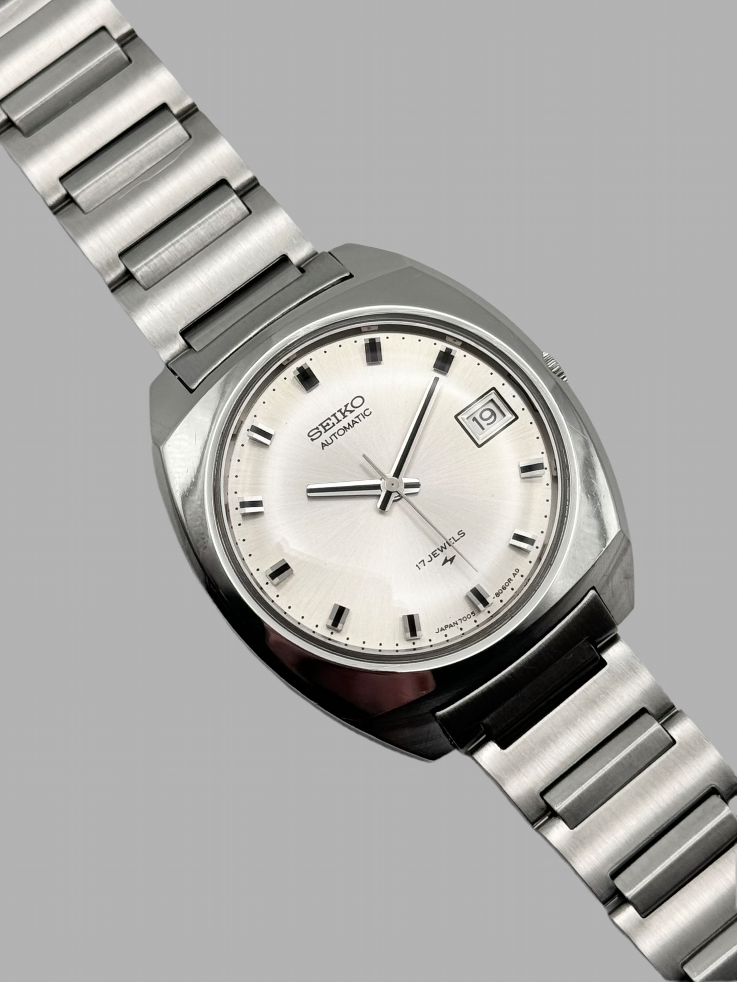 Seiko Automatic Date 17j 7005-8040