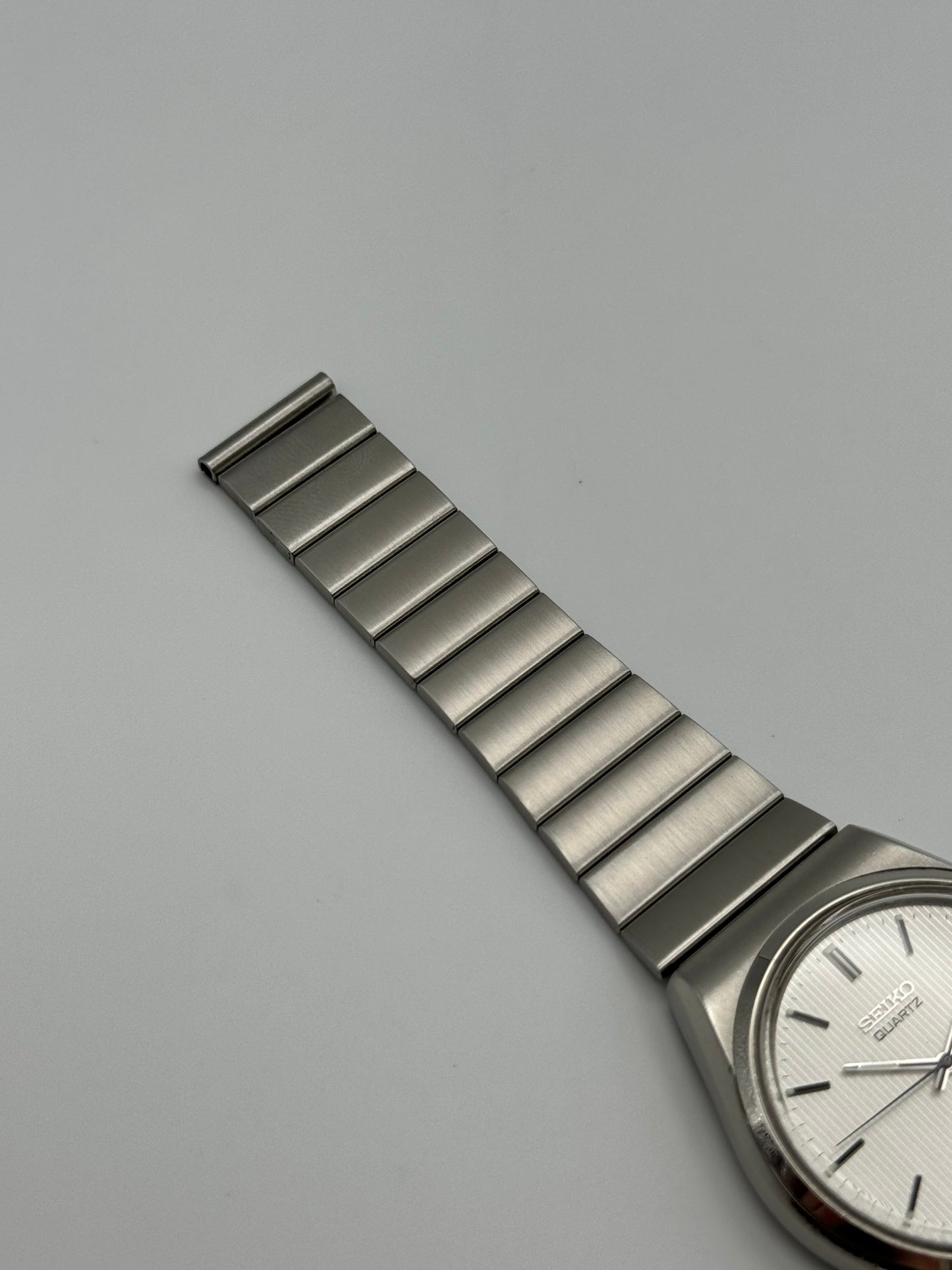 Seiko SQ Quartz Day-Date 4336-8110 - Rare Dial