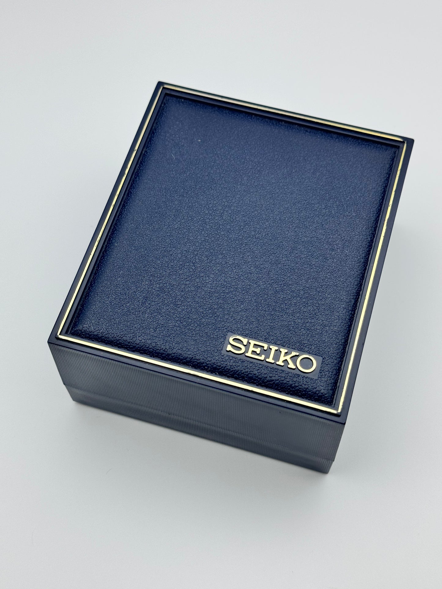 Seiko Tank Quartz 6530-5000 - Original Box and Receipt