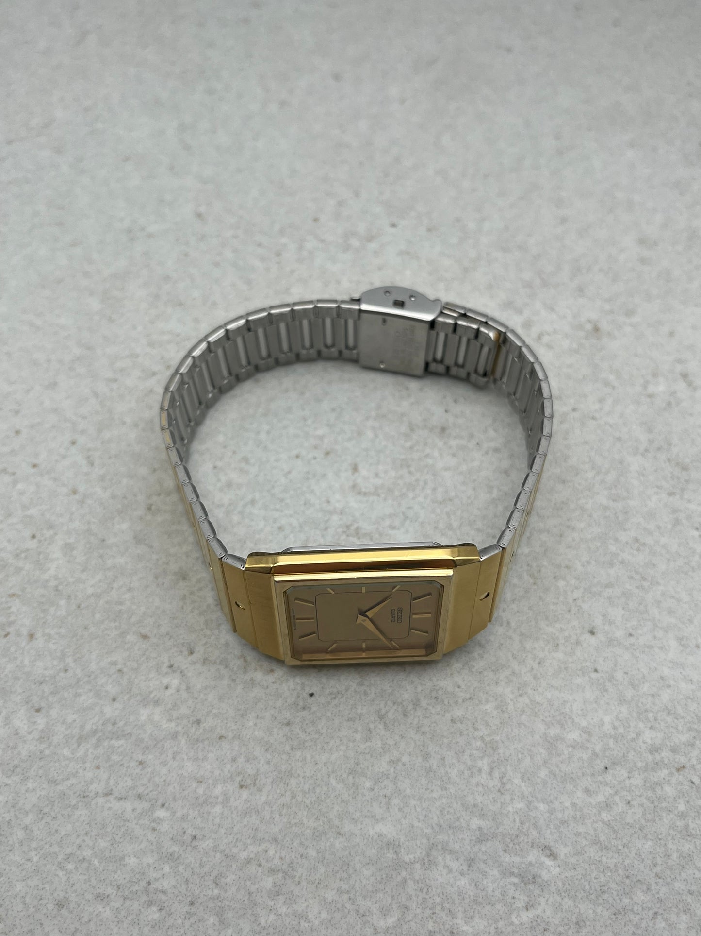 Seiko Tank Quartz 8620-5040