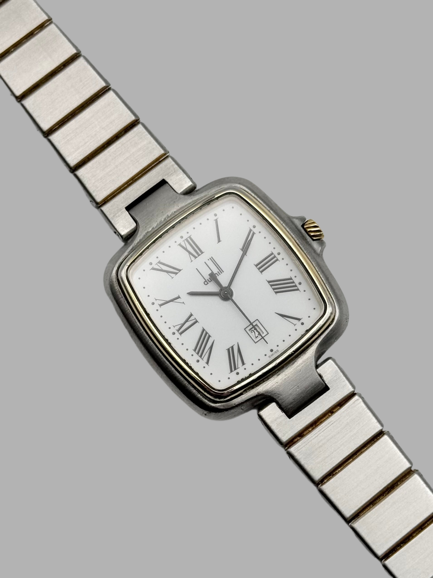 Dunhill Quartz Date Mens Dress Watch