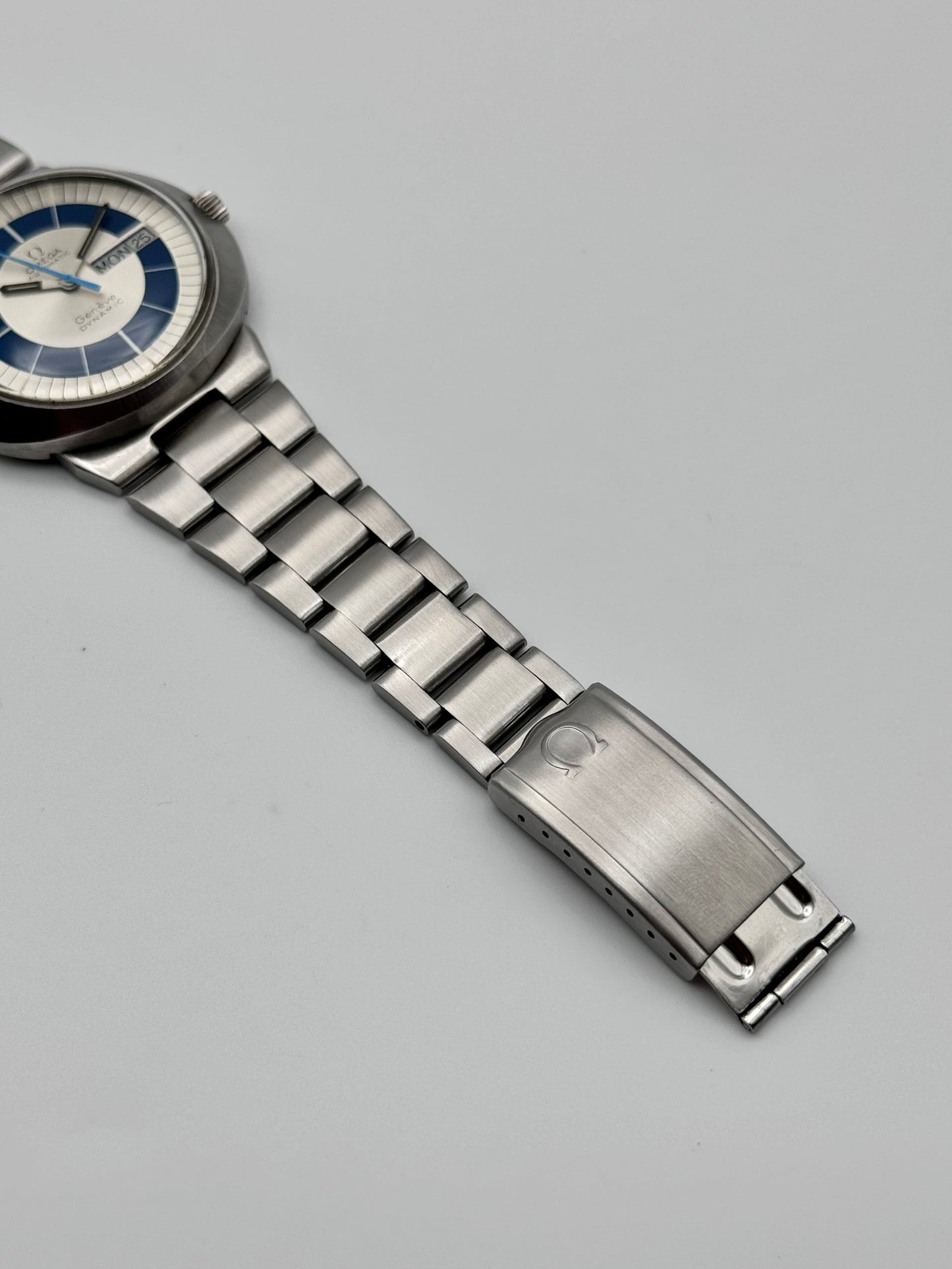 Omega Geneve Dynamic Automatic 166.039