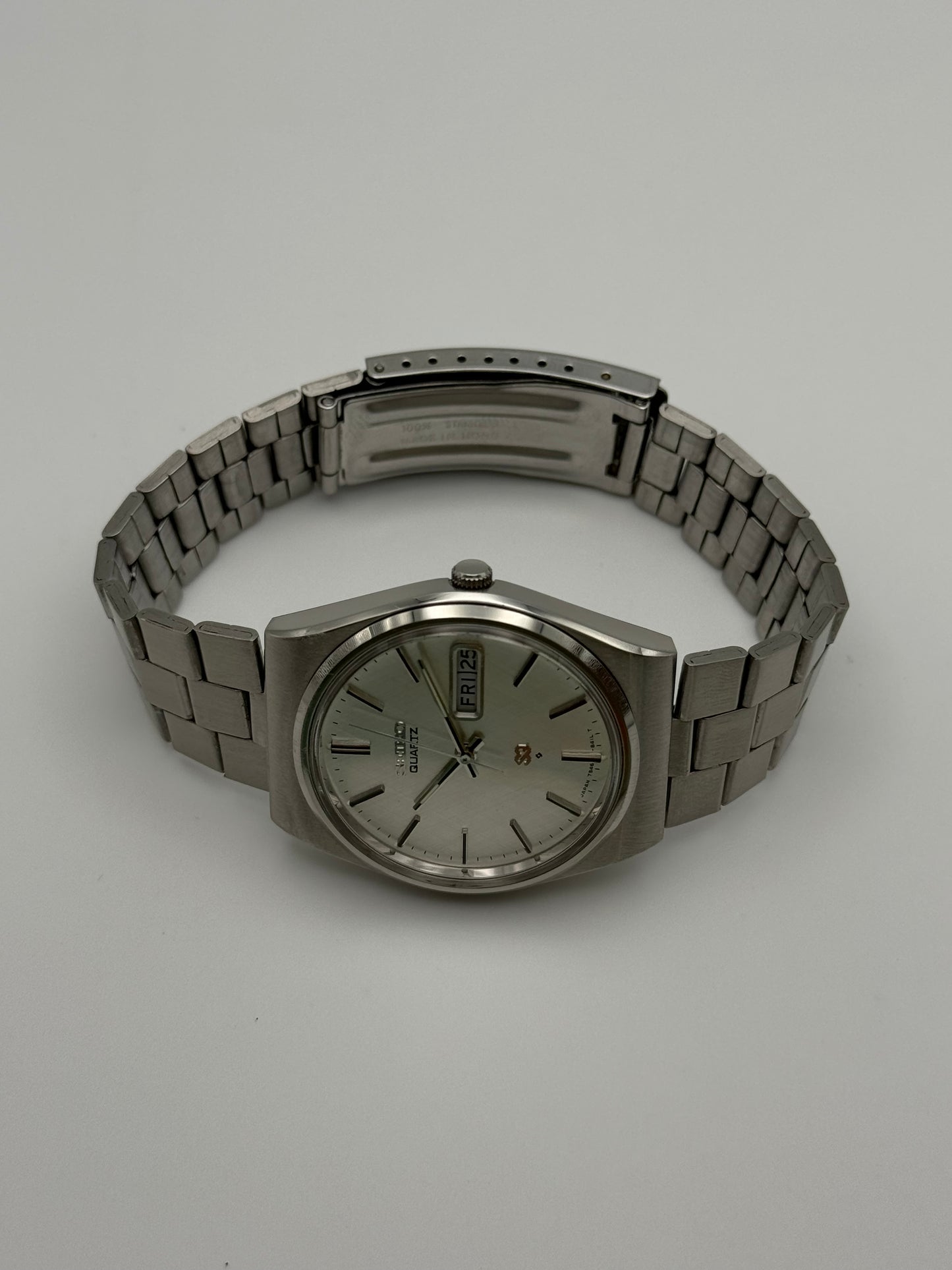 Seiko SQ Quartz Rare Linen Dial 7546-8200