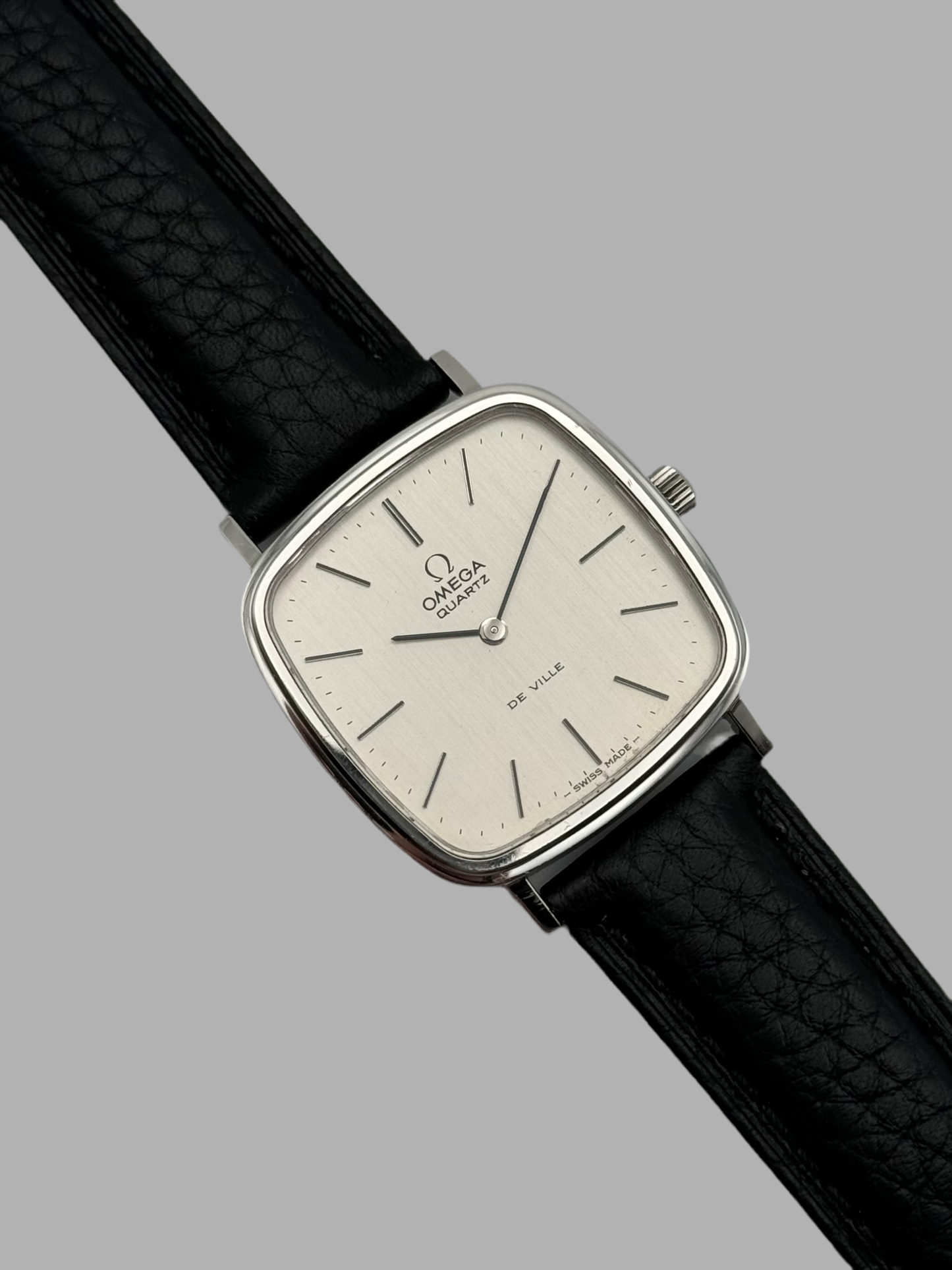 Omega DeVille Quartz 191.0045 - Near Mint