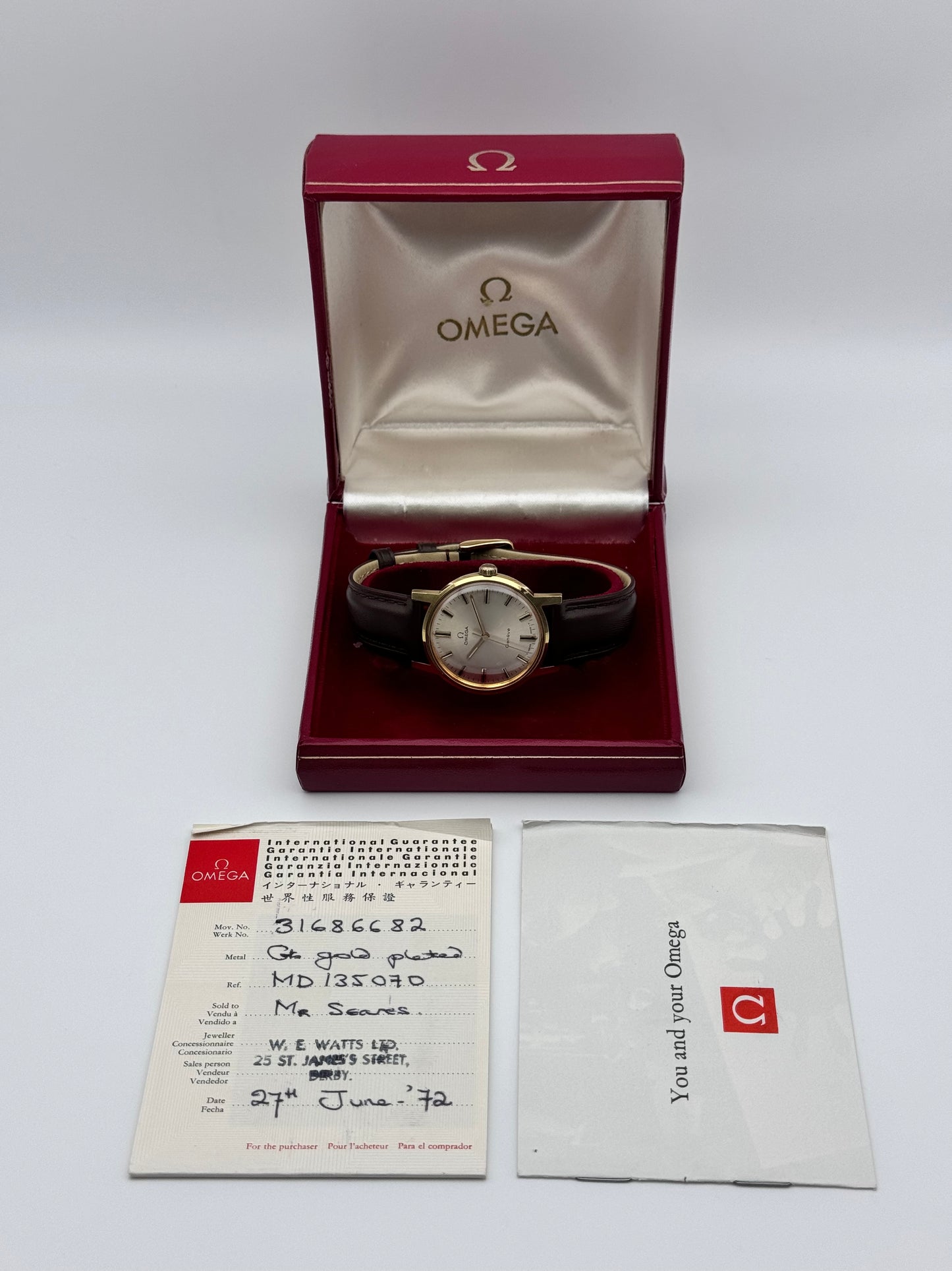 Omega Geneve Manual Wind 135.070 - Box and Papers