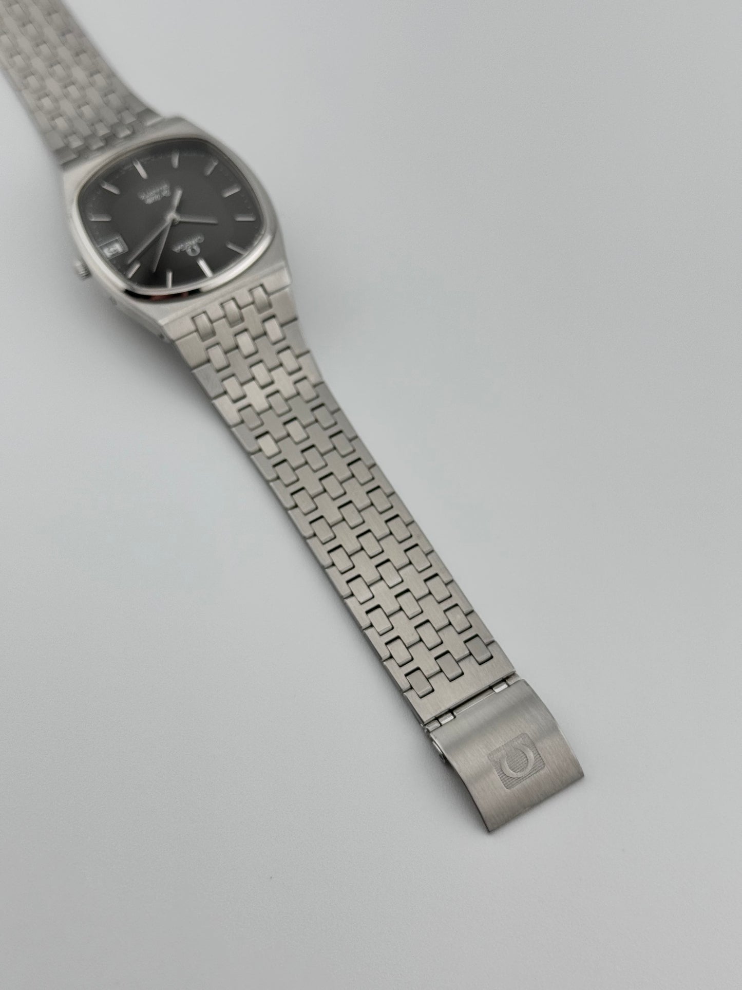 Omega DeVille Quartz Date - 192.0011