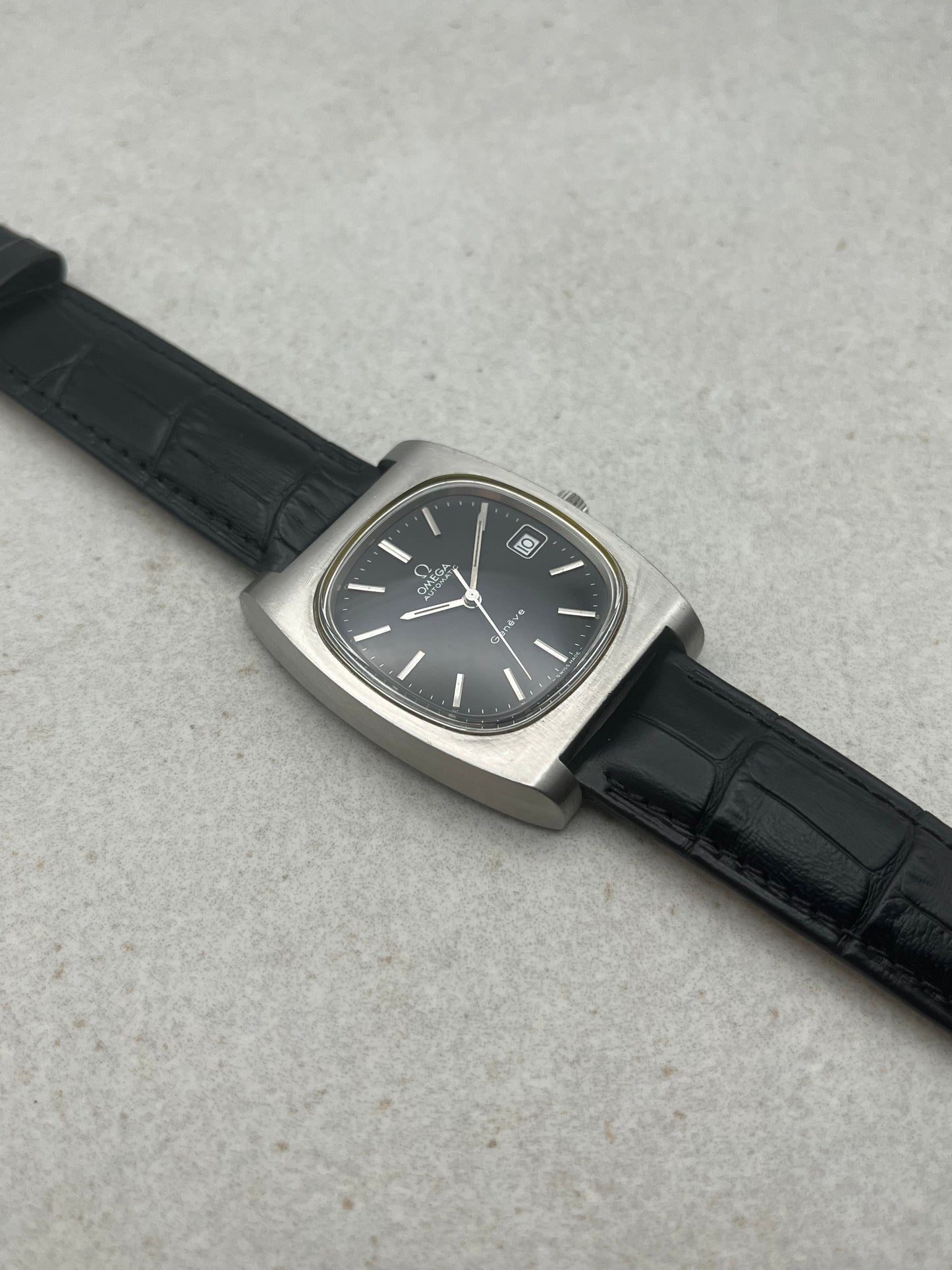 Omega Geneve Automatic Date TV Dial 166.0190