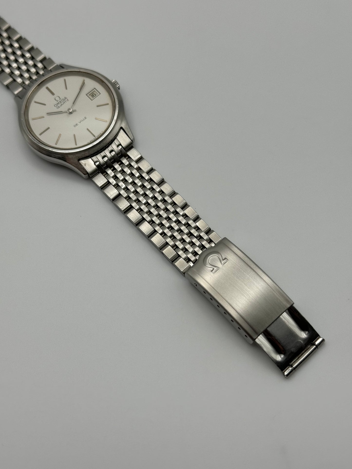 Omega DeVille Quartz Date 192.0035