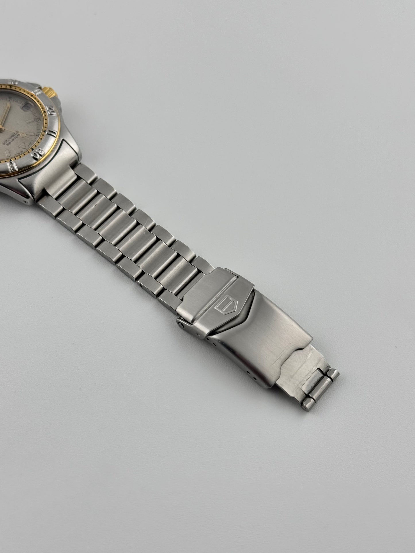 Tag Heuer Professional 200 Automatic Date - WF1211-K0