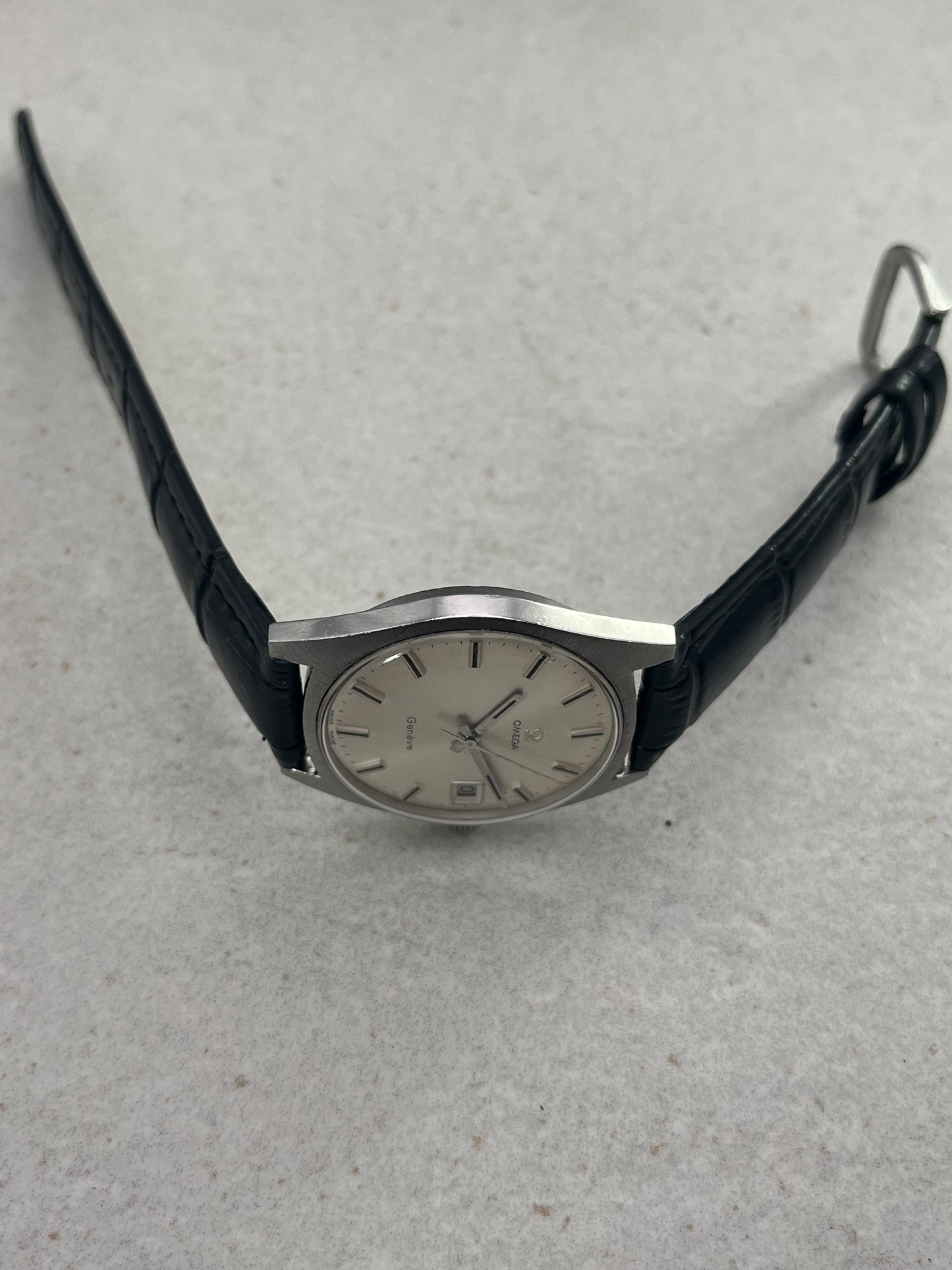 Omega Geneve Date Manual Wind 136.041