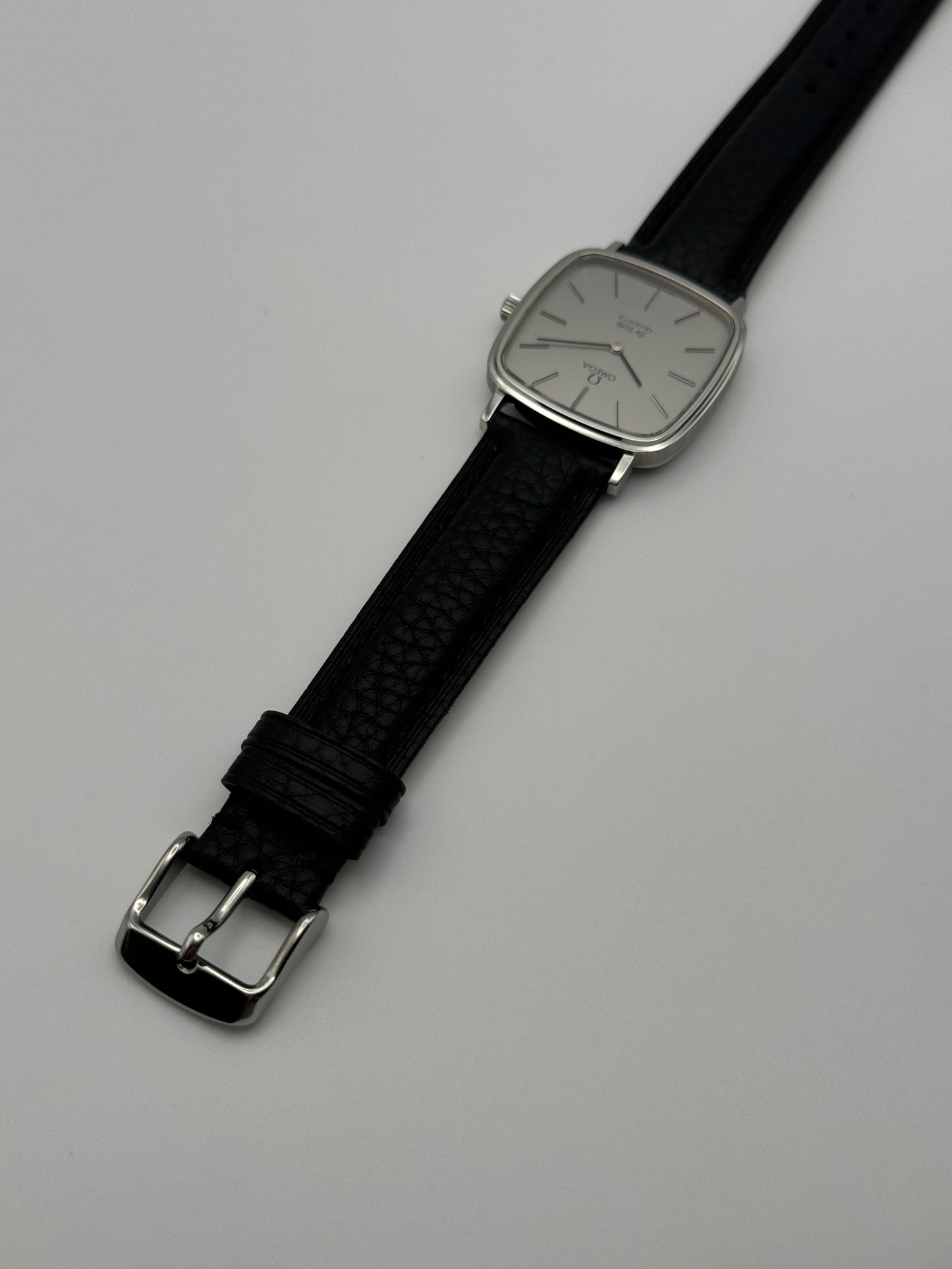 Omega DeVille Quartz 191.0045 - Near Mint