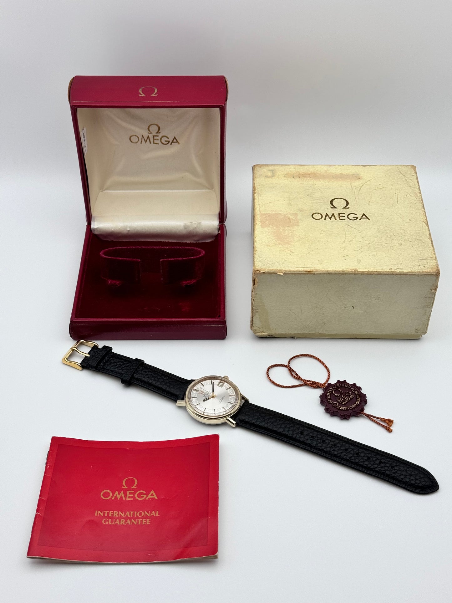 Omega De Ville Chronometer Electronic F300HZ - 198.0032 - Original Box, Hangtag & Papers - Rare Dial