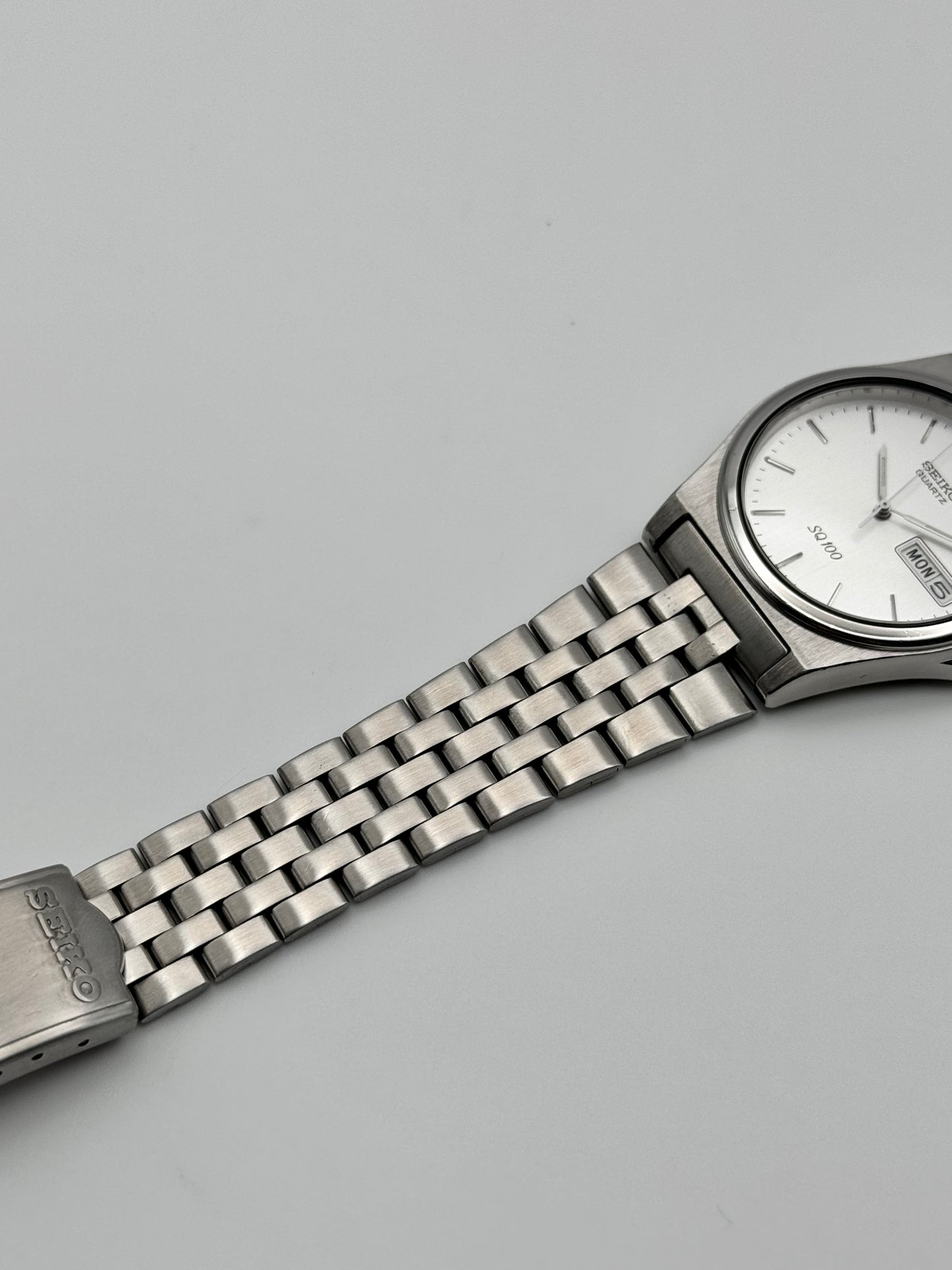 Seiko SQ100 Quartz 7N43-8001