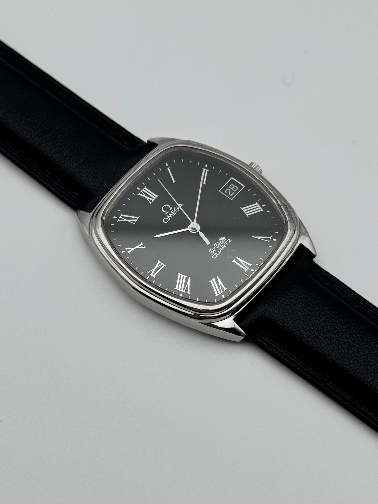 Omega DeVille Quartz Date - Rare Dial - 192.0046