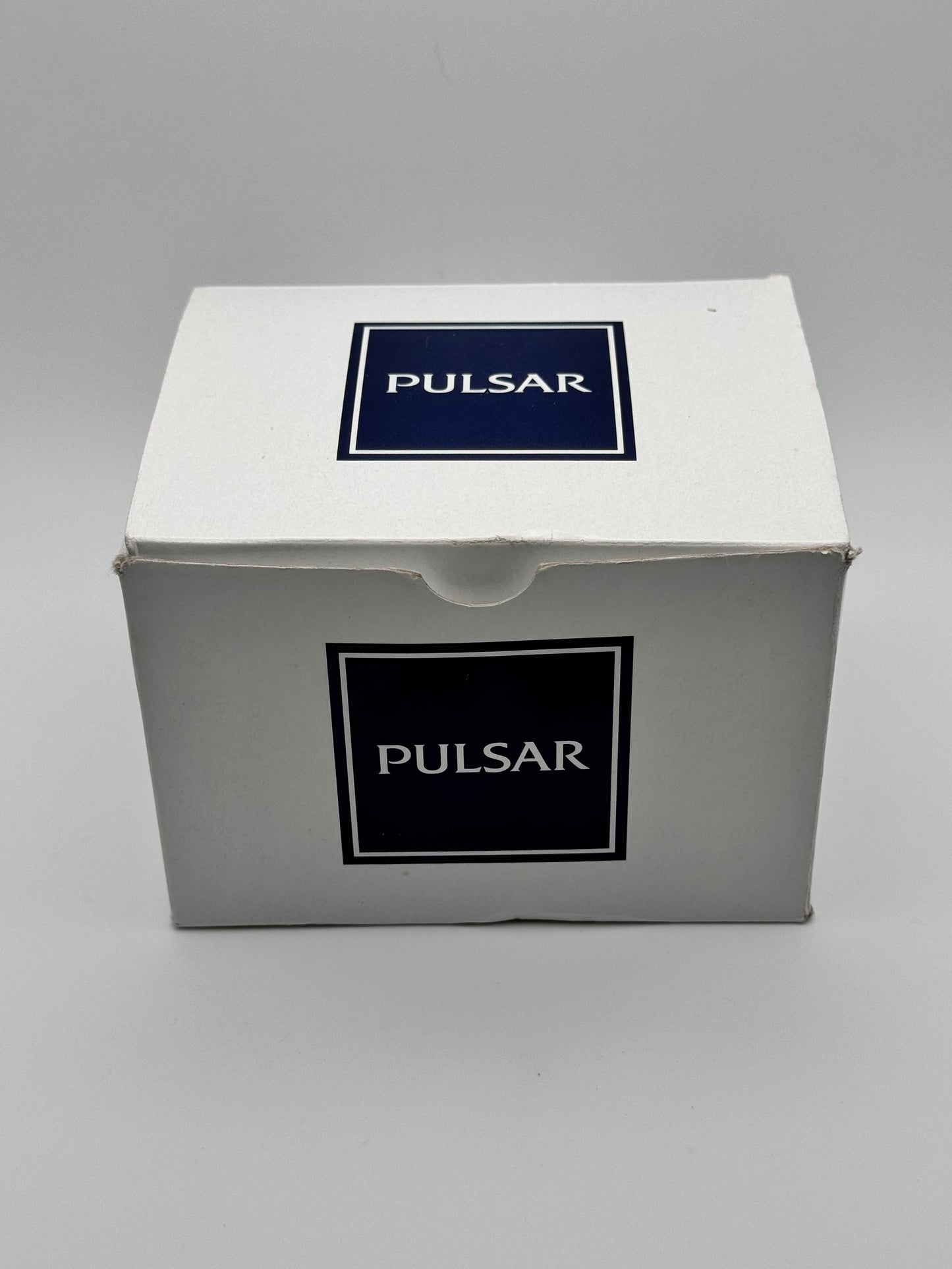 Pulsar Day-Date Quartz V773-X029