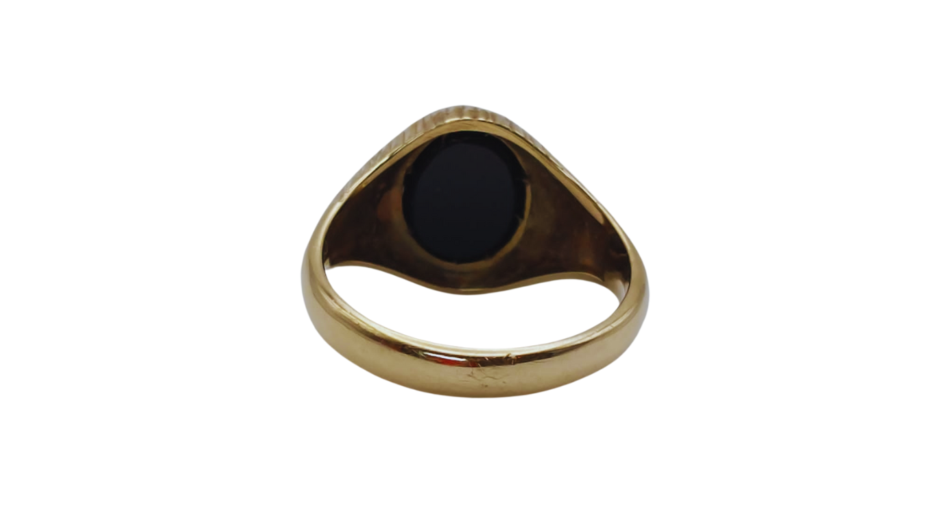 9ct Gold Signet Ring Set With Black Onyx