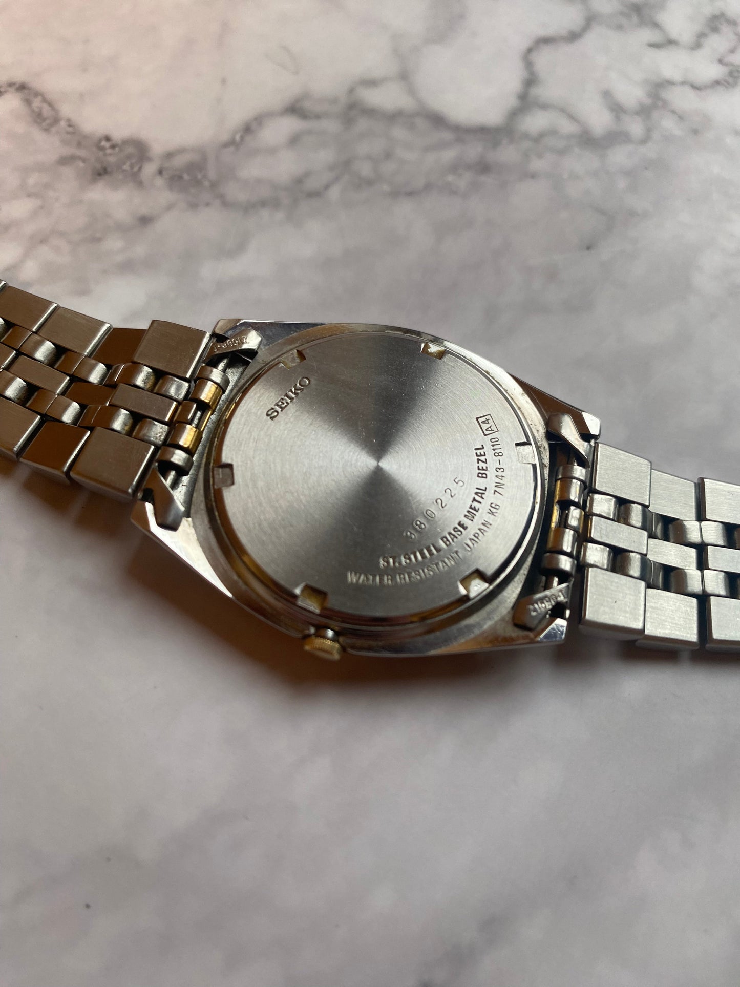 Seiko Quartz “Datejust” 7N43-8110