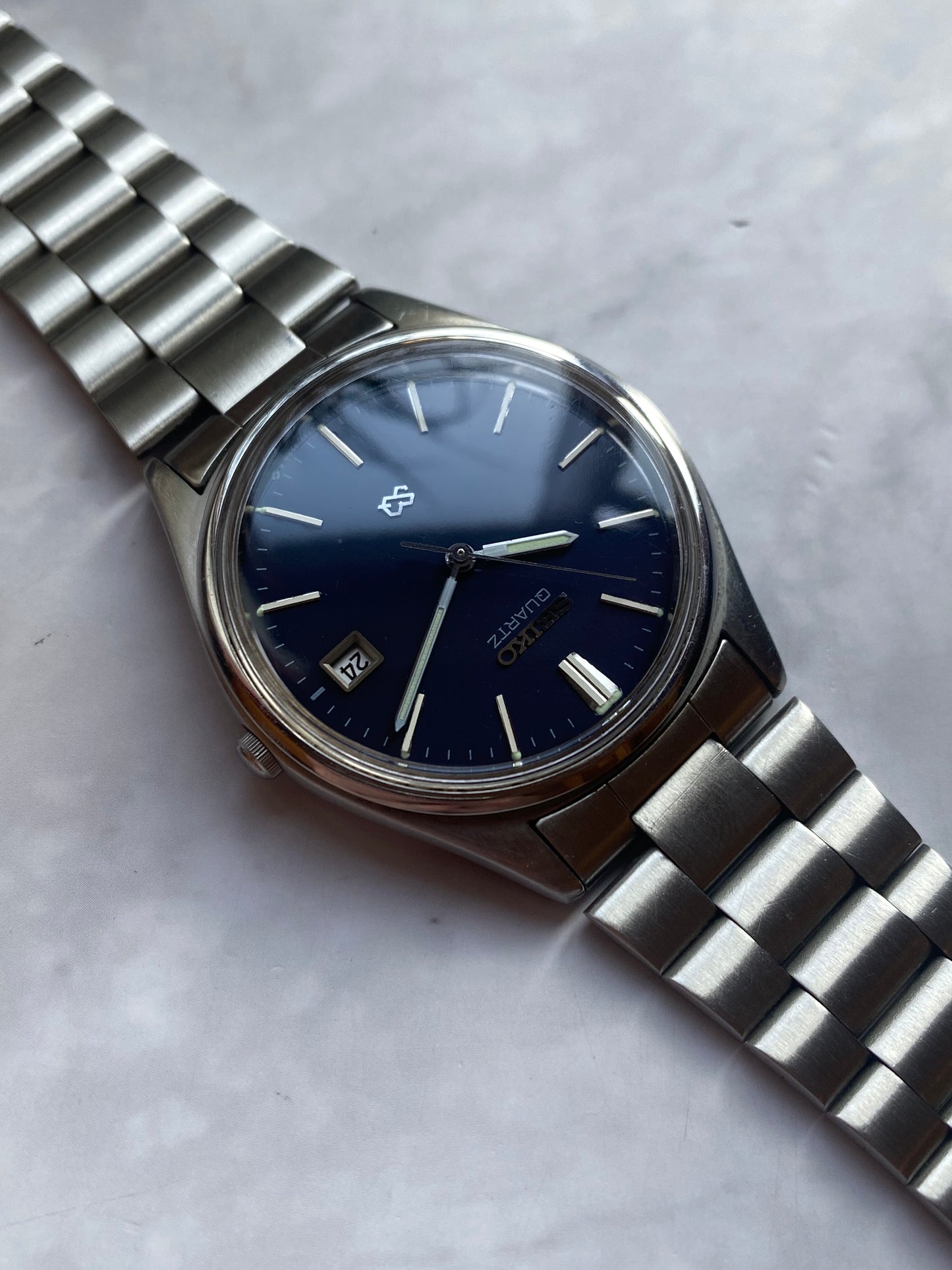 Seiko SQ Quartz Date 5Y22-8020