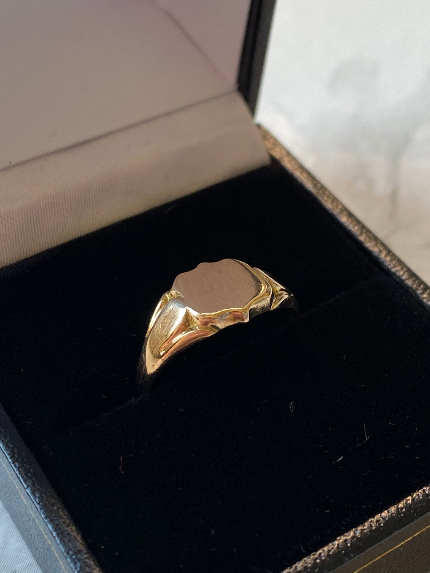 Vintage 18ct Gold Signet Ring